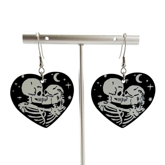 Skeleton Lovers Heart Earrings – Gothic Romance Acrylic Earrings for Halloween, Alternative Fashion & Unique Style