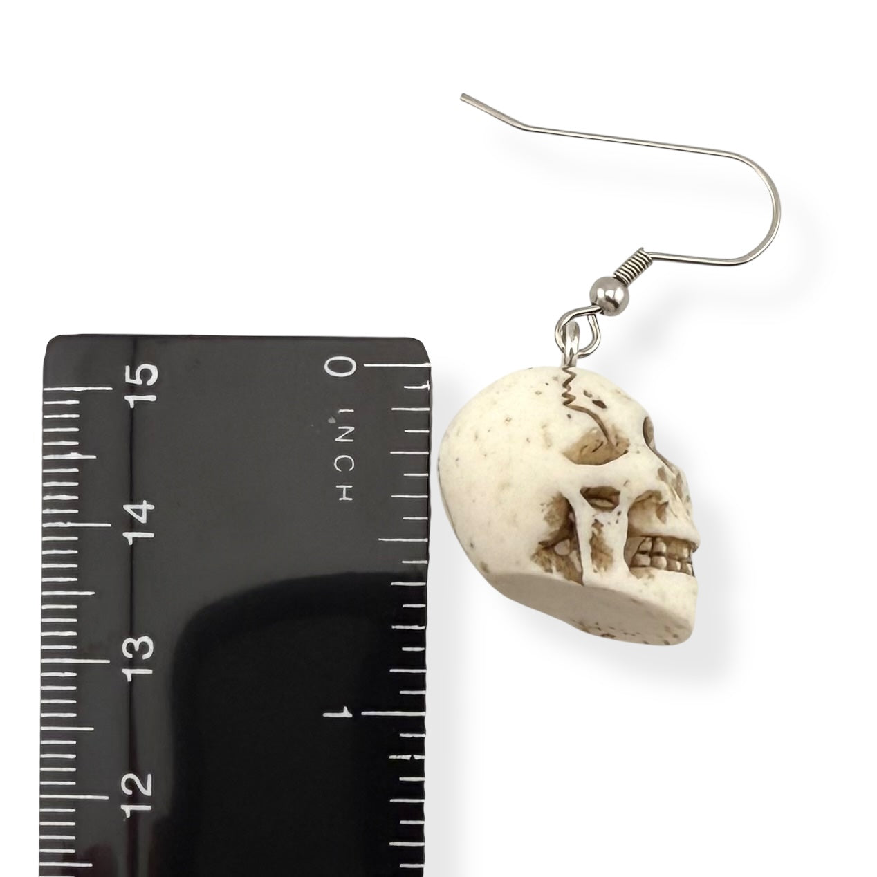 Halloween Skull Drop Earrings – Spooky Statement Jewelry for Costume Parties & Everyday Style