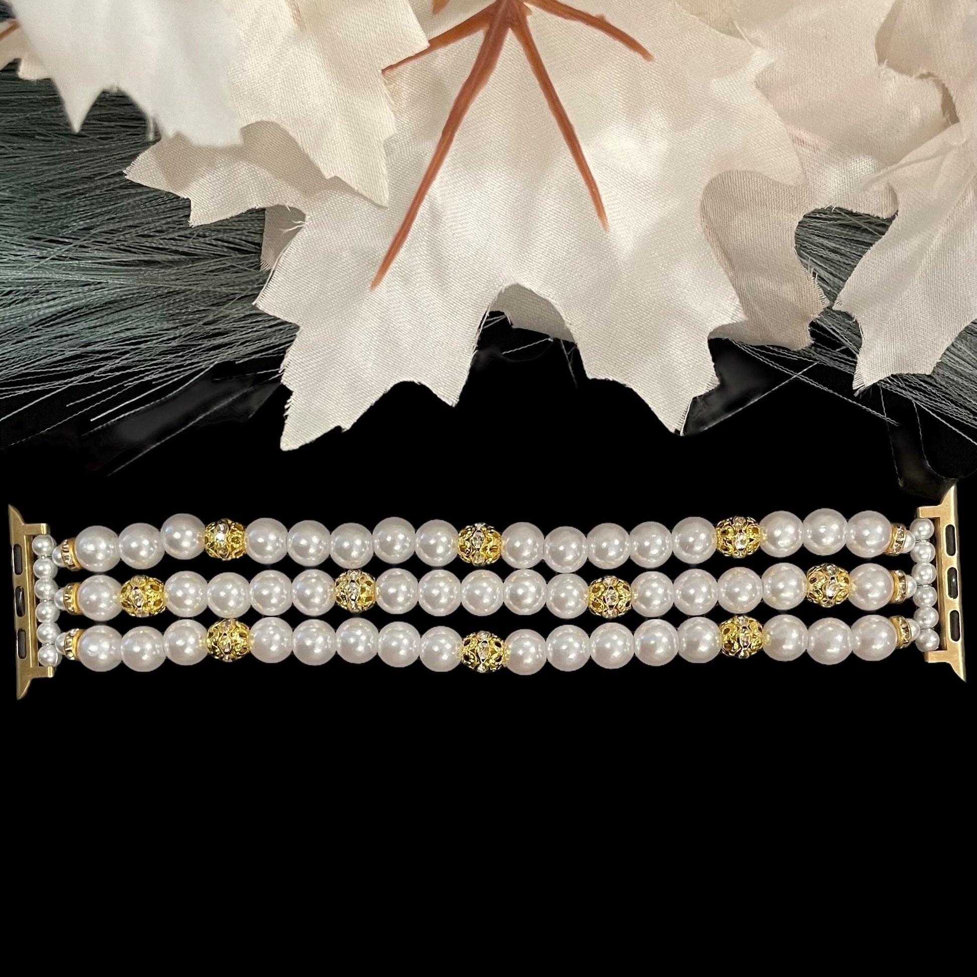 Custom Imitation Pearl Watch Bracelet for Apple & Samsung Watches – Elegant Beaded Band